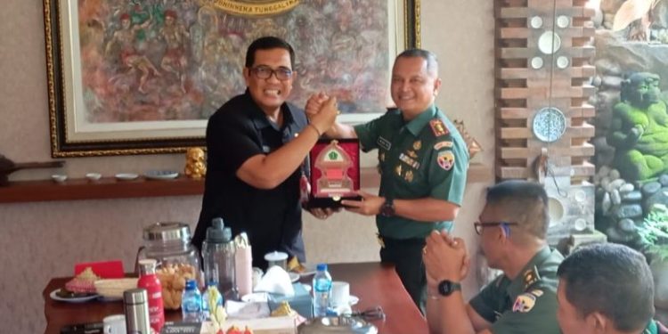 Pererat Hubungan Lembaga Pemerintah Dandim Tabanan Silahturahmi dengan Bupati Sanjaya