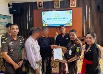 Mediasi Permasalahan Warga Desa Antapan oleh Kejaksaan Negeri Tabanan di Bale Sabha Adhyaksa