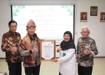 Apresiasi Digitalisasi Pelayanan Kesehatan, Penghargaan untuk RS Bunda Palembang dari Direktur TI
