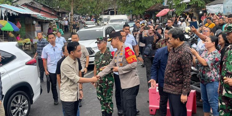 Polda Bali dan Kodam IX Udayana Sukses Amankan Kunjungan Wapres di Pasar Dauh Pala