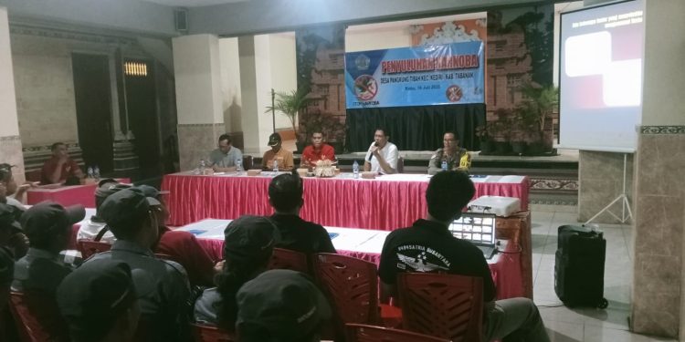 Penyuluhan Narkoba dan Lalu Lintas di Pangkung Tibah Jaga Kamtibmas di Tingkat Desa