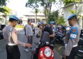 Cegah Judi Online dan Pelanggaran Etika, Razia Disiplin di Pintu Masuk Polres Tabanan