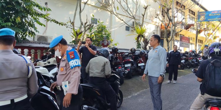 Transparansi dan Disiplin, Humas Polres Tabanan Kawal Gaktibplin Internal