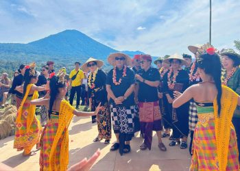 Festival Jatiluwih VI Resmi Dibuka Seruan Bertumbuh Bersama Alam di Jantung Bali