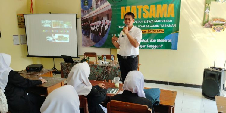 Edukasi Siswa Madrasah Al Amin oleh Kasat Narkoba Tabanan tentang Bahaya Narkoba Sejak Dini
