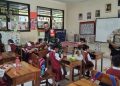 Bhabinkamtibmas Samsam Dukung Program Makan Bergizi SPPG untuk Optimalisasi Pelayanan Anak