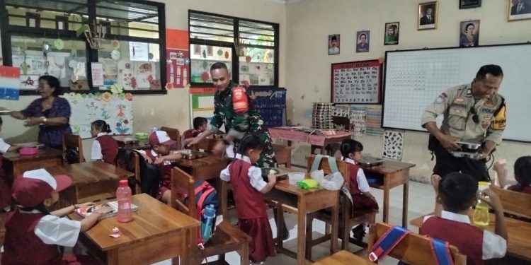 Bhabinkamtibmas Samsam Dukung Program Makan Bergizi SPPG untuk Optimalisasi Pelayanan Anak