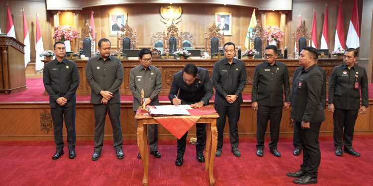 DPRD Badung Resmi Tetapkan Tiga Rancangan Perda Strategis Menjadi Perda