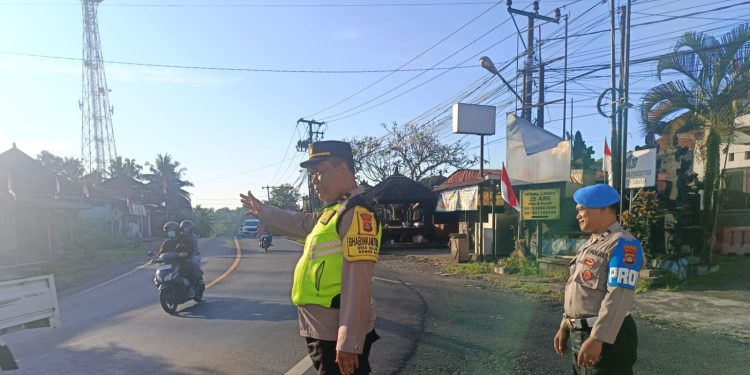 Kanit Provost Polsek Seltim Tinjau Kesiapan Personel di Pos Pam Simpang TAC Megati