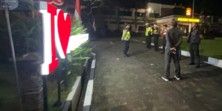 Patroli Cahaya Biru Polres Tabanan Cek Titik Rawan Antisipasi Kejahatan 3C Malam Hari
