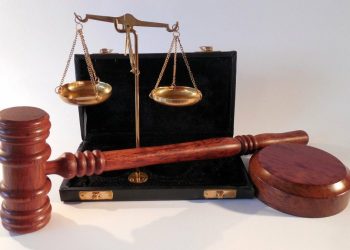Hukuman Pidana untuk Penghina Ras di Indonesia: Dasar Hukum, Ancaman, dan Penegakan