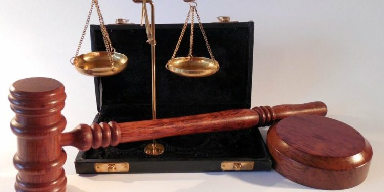 Hukuman Pidana untuk Penghina Ras di Indonesia: Dasar Hukum, Ancaman, dan Penegakan