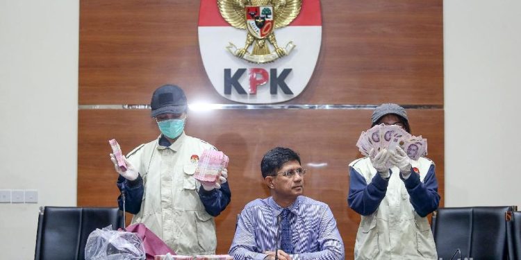 Daftar 11 OTT KPK 2025, Termasuk Bupati Bekasi dan Jaksa yang Terjerat hukum